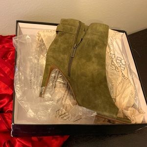 Hunter Green suede opened-toe booties